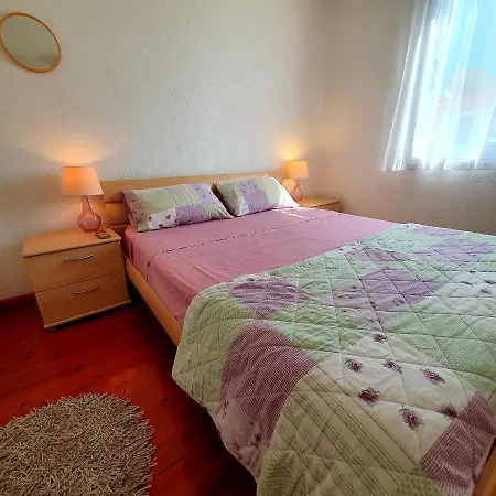 בית נופש Trimithea Gardens, 3 Bedroom House *