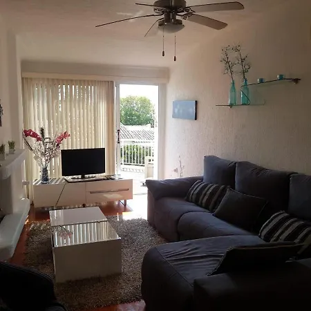 Trimithea Gardens, 3 Bedroom House Ferienhaus