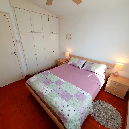 Trimithea Gardens, 3 Bedroom House Ferienhaus Klorakas